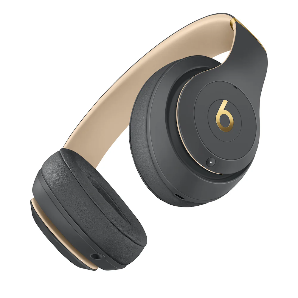 Beats Studio3 Wireless Over-Ear Headphones - Image 20