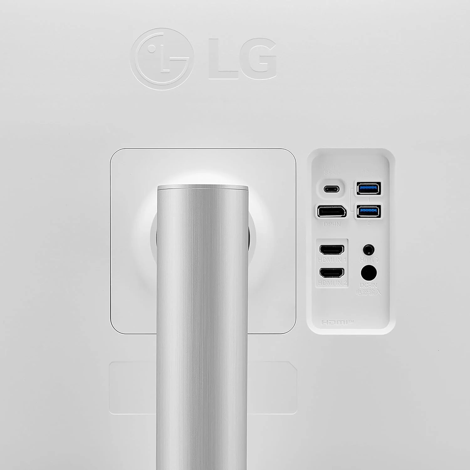 LG 4K UHD UltraFine™ IPS Monitor with VESA DisplayHDR™ - 27” - Image 4